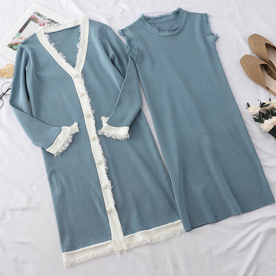 Modern női szett, amely egy ruhát és egy hosszú kardigánt tartalmaz több színben