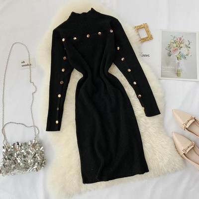 Vékony kötésből készült női ruha gombokkal több színben