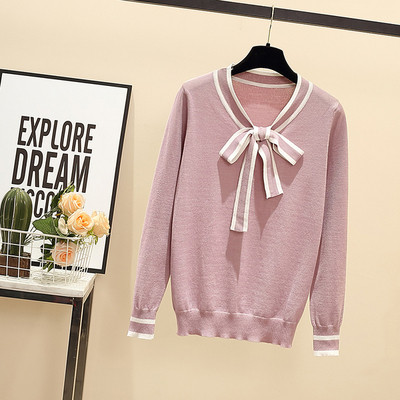 Női pulóver fekete és lila szalaggal