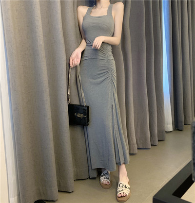 Lezser női hosszú ruha széles szürke és fekete pántokkal