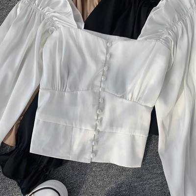 Κορυφαία κοντή γυναικεία μπλούζα σε τρία χρώματα