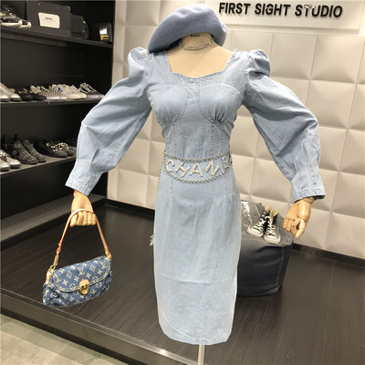 Női farmer ruha négyzet alakú nyakkivágással és széles ujjú kék színben