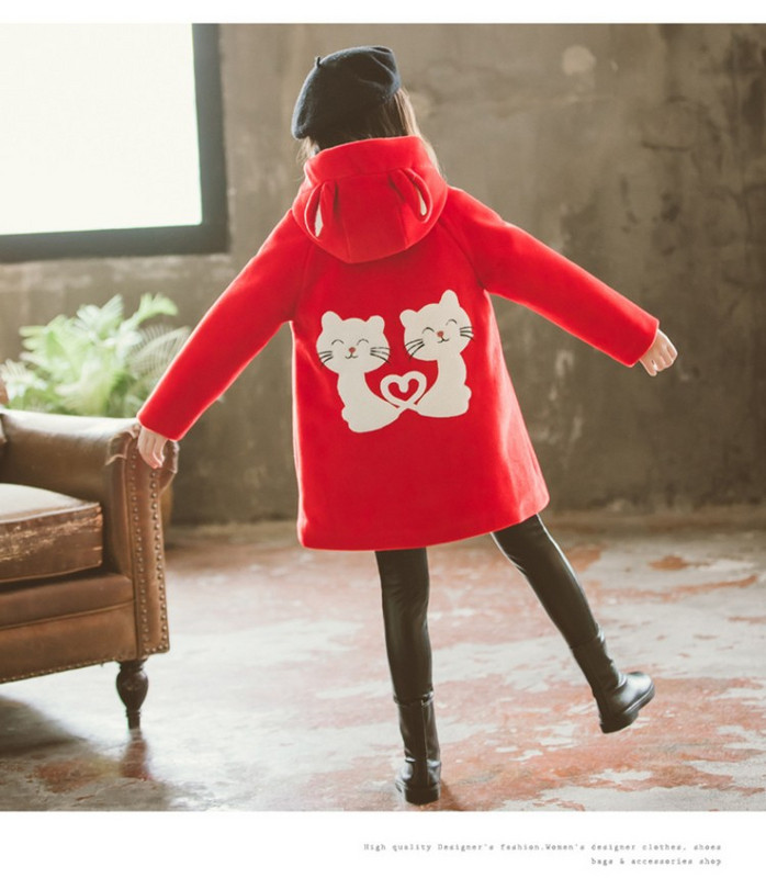 Model nou de haină pentru fete pentru copii cu nasturi și element 3D în culoarea roz și roșu