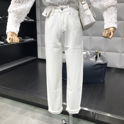 Μοντέρνα γυναικεία τζιν ευθεία  κλασικό μοντέλο σε τρία χρώματα