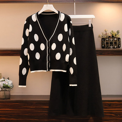 Kétrészes női szett fekete és narancs színben