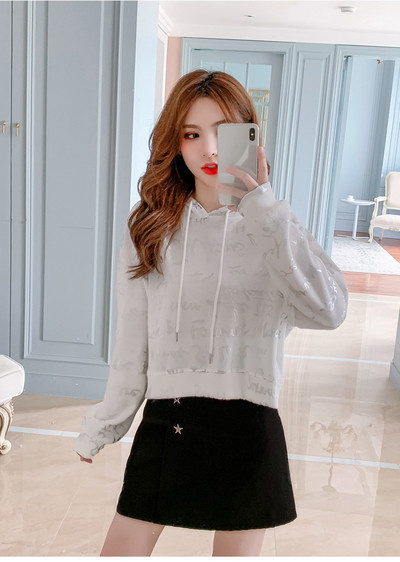 Feliratos, kapucnival ellátott női pulóver több színben