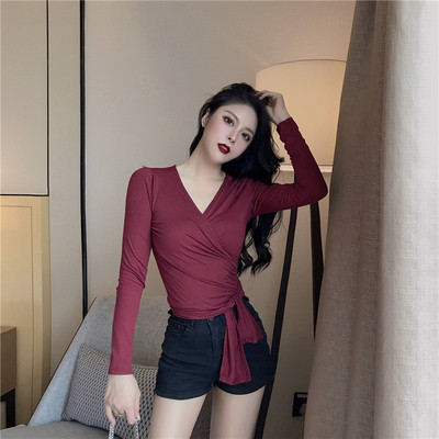 Lezser női blúz több színben, spitz nyakkivágással