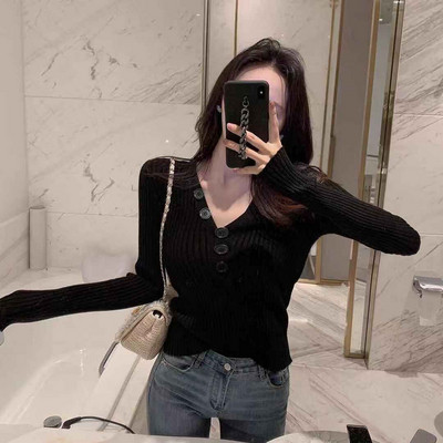 Hétköznapi női blúz - testre szabott modell gombokkal