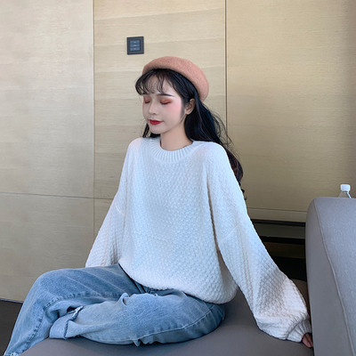 Női széles pulóver ovális nyakkivágással, több színben