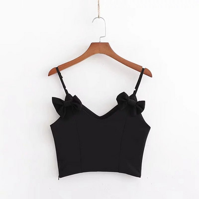Rövid női felső vékony pántokkal és fekete szalagokkal