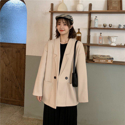 Дамско дълго палто в два цвята с копче и джобове