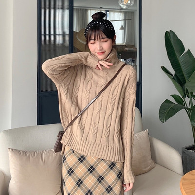 Μοντέρνο πουλόβερ γυναικείο σε πράσινο και καφέ χρώμα