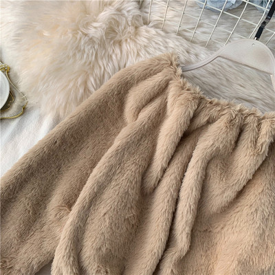 Κομψό μοντέλο κοντή γυναικεία μπλούζα σε διάφορα χρώματα