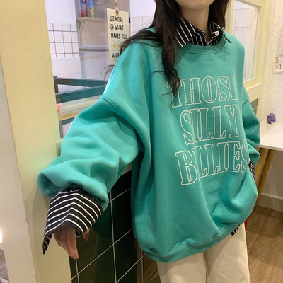 Bluza larga de dama in trei culori cu inscriptii si decolteu oval