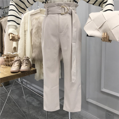 Стилен дамски панталон с колан в черен и бежов цвят