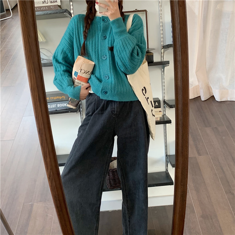 Aktuális, hosszú női kardigán két színben, ovális nyakkivágással