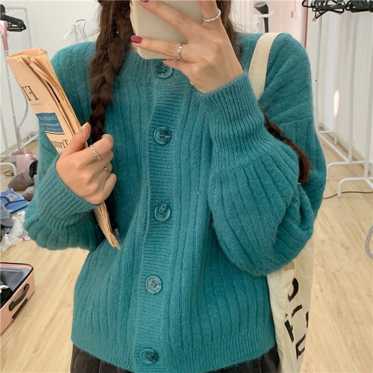 Aktuális, hosszú női kardigán két színben, ovális nyakkivágással