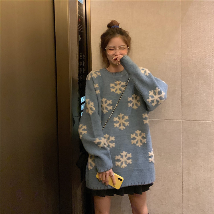 Női alkalmi hosszú pulóver három modellben, ovális nyakkivágással