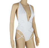 Οι γυναίκες, όλα σε ένα μαγιό με ενδιαφέρουσες συνδέσεις - 2 χρώματα