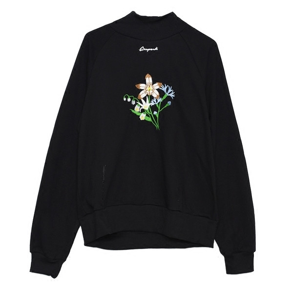 Περιστασιακή γυναικεία μπλούζα με εφαρμογές