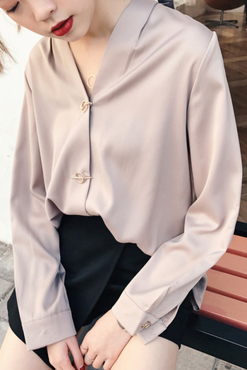 Елегантна дамска риза с V-образно деколте в розов и черен цвят