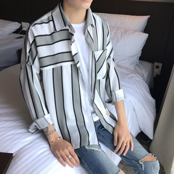 Ευκολοφόρο πουκάμισο ανδρών σε δύο χρώματα