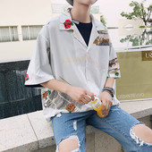 Ευρύ κομψό πουκάμισο με εφαρμογές τριών χρωμάτων