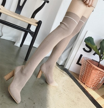 Μοντέρνα γυναικεία παπούτσια κυλινδρικής τακουνιού με επίπεδη σόλα +  μακρύ ζεστή κάλτσα
