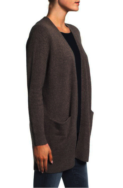 Μαλακή και ζεστή γιλέκο καθημερινής κυρίας με τσέπες