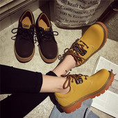 Γυναικεία παπούτσια με δύο χρωματικούς δεσμούς