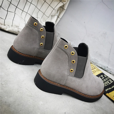 Περιστασιακές μπότες κυρίες με επίπεδη καπέλα τριών χρωμάτων