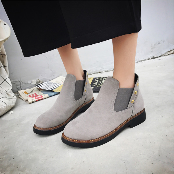 Περιστασιακές μπότες κυρίες με επίπεδη καπέλα τριών χρωμάτων