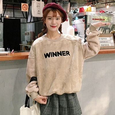 Γυναικείες μπλούζες σε στυλ με επιγραφή