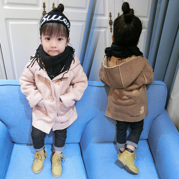 Детско зимно палто за момичета с копчета и качулка в два цвята 