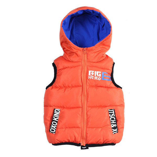 Ανοιξιάτικα κορίτσια άνοιξης-φθινοπώρου με τριχρωμία