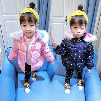 Детско зимно яке на точки за момичета с качулка и пух в три цвята