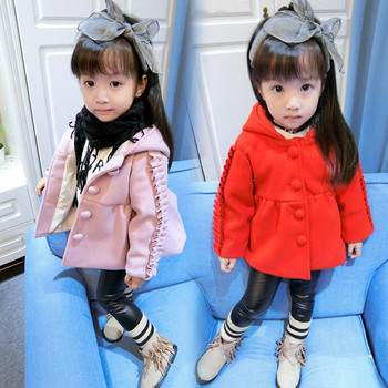 Παιδικό παλτό χειμώνα-χειμώνα με κουκούλα για κορίτσια με κουμπιά και εφέ μανικιών σε τρία χρώματα