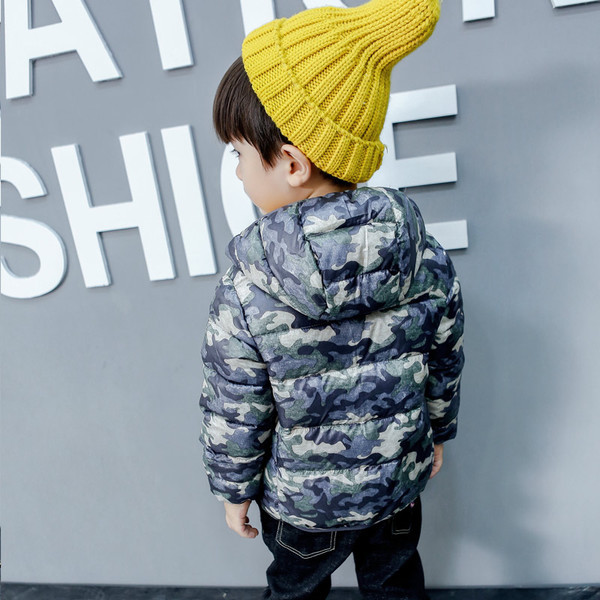 Παιδικό σακάκι καμουφλάζ άνοιξης-φθινοπώρου για αγόρια με κουκούλα