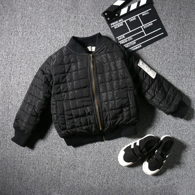 Αθλητικό παχύ χειμωνιάτικο παιδικό μπουφάν για αγόρια με εκτύπωση σε τρία χρώματα