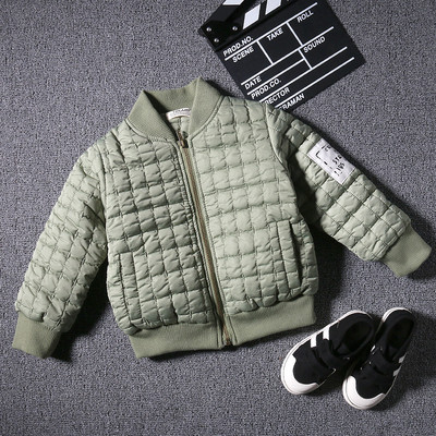 Αθλητικό παχύ χειμωνιάτικο παιδικό μπουφάν για αγόρια με εκτύπωση σε τρία χρώματα