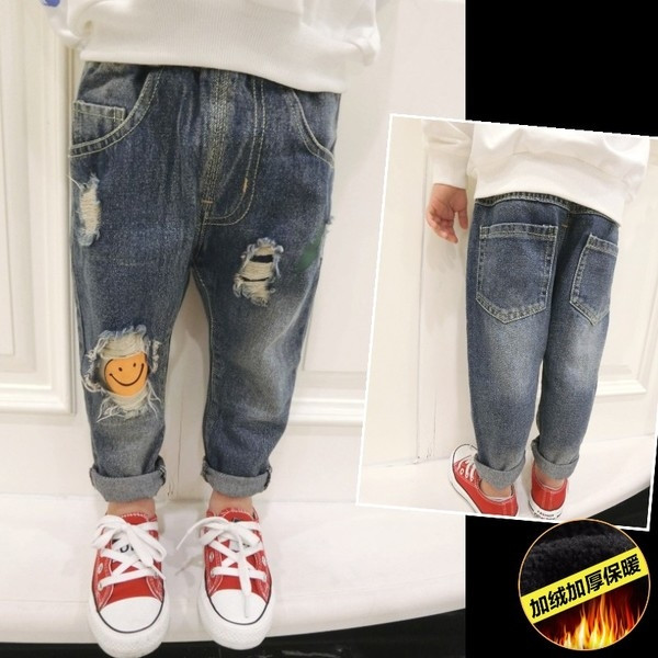 Παιδικά τζιν για αγόρια  και ενδιαφέρουσα εφαρμογή