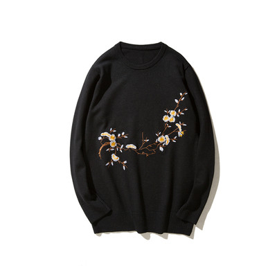 Χειμερινό πουλόβερ με ανοιχτό πουκάμισο και πολύχρωμα λουλούδια