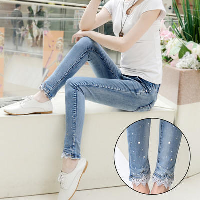 Κυρίες λεπτό τζιν, διαφορετικά μοντέλα