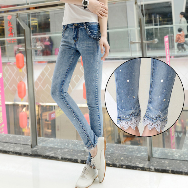 Κυρίες λεπτό τζιν, διαφορετικά μοντέλα