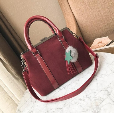 Ръчна дамска чанта с велурено покритие и висящи украшения + дълга дръжка за рамо,5 цвята