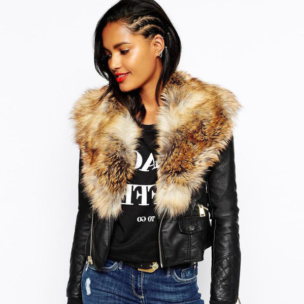 Стилно дамско яке от мека еко кожа + актуална пухена яка 