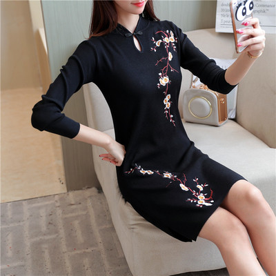 Αθλητικό-κομψό φόρεμα με floral μοτίβα σε τέσσερα χρώματα