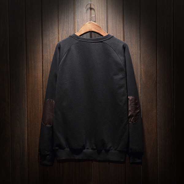 Καθαρισμένη μπλούζα ανδρών για το φθινόπωρο και το χειμώνα