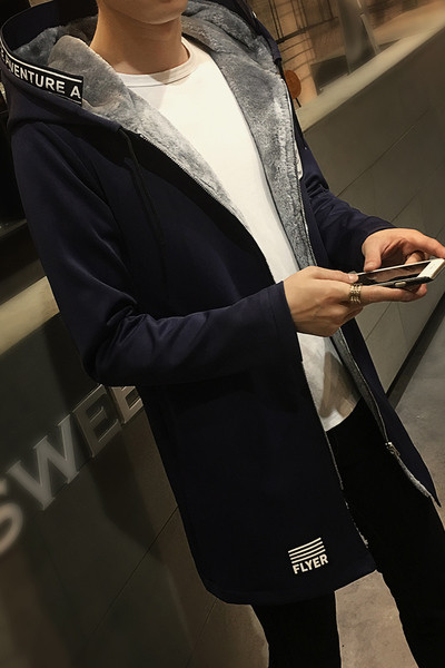 Ένα σπορ, καθημερινό ματ κουκούλα σε τρία χρώματα