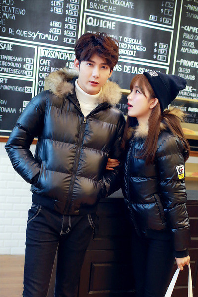 Unisex σακάκι με κουκούλα και φτερό σε μαύρο και άσπρο